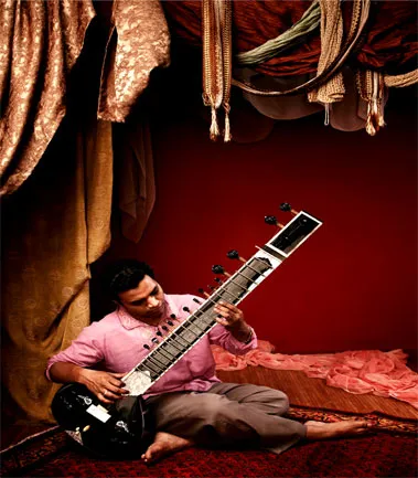 Soothe your ears with Classical dance and music tour of Varanasi